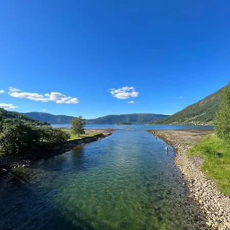 Vistdal * Myklebostad (More og Romsdal)